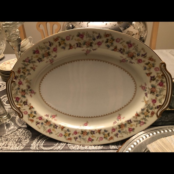 NORITAKE CHINA SET - Picture 6 of 10